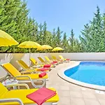 Anna - Piscina Aquecivel E Bbq Em *