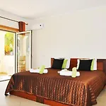 Villa Anna - Piscina Aquecivel E Bbq Em Albufeira