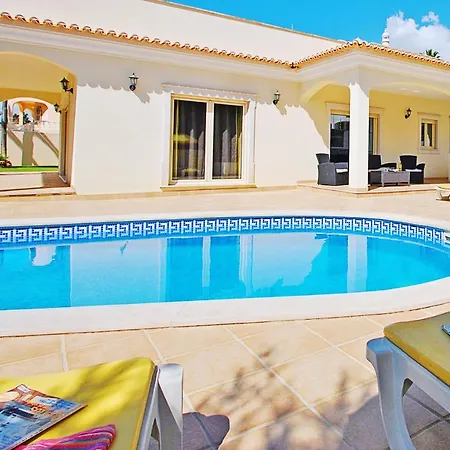 Vila Anna - Piscina Aquecivel E Bbq Em