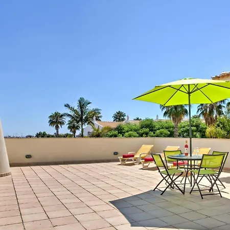 Anna - Piscina Aquecivel E Bbq Em