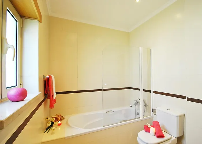 Anna By Algarve Vacation Αλμπουφέιρα